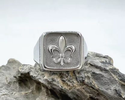 Chevalière Fleur de Lys